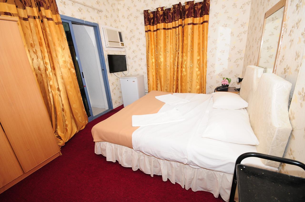 Al Qaid Hotel 두바이 외부 사진